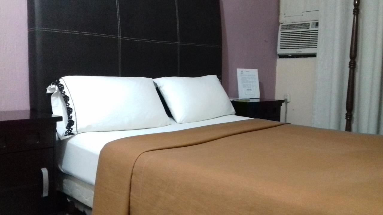 Ulua Hotel 2*